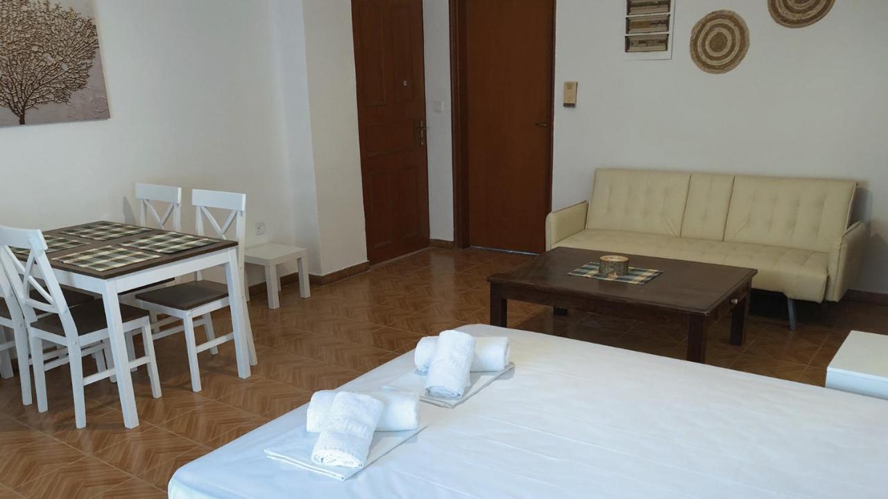 Artemis And Fillo Apartment Loutra Edipsou  Exterior photo