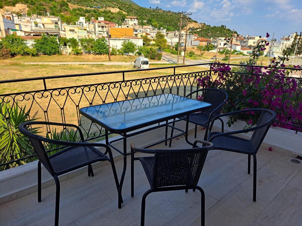 Artemis And Fillo Apartment Loutra Edipsou  Exterior photo